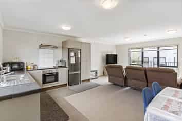 65/172 McLeod Road, Te Atatu South
