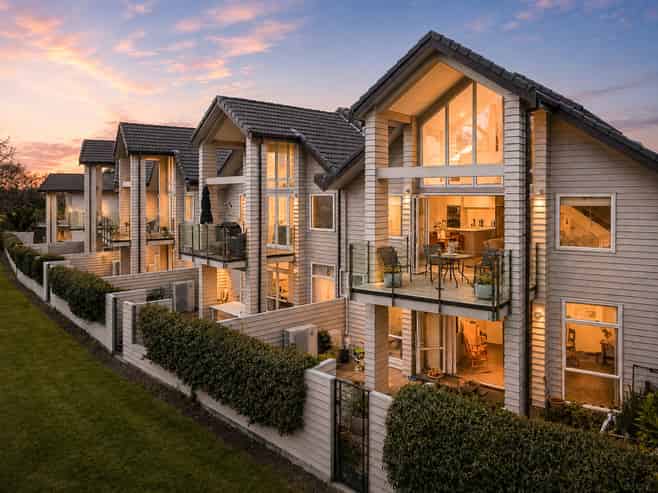 24D Jellicoe Drive, Hamilton East