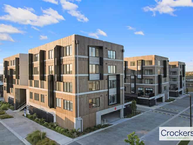 304/3 Rauemi Way, Te Atatu South