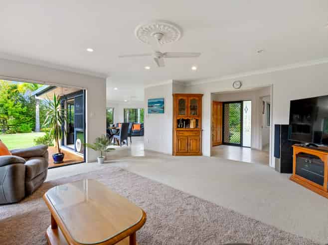 99 Old Parua Bay Road, Abbey Caves