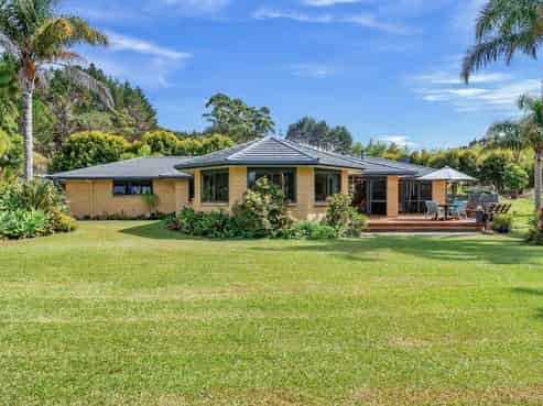 99 Old Parua Bay Road, Abbey Caves