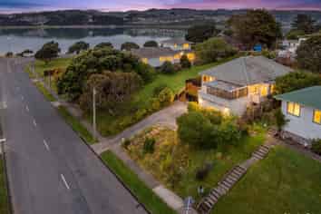 142 Te Pene Avenue, Titahi Bay