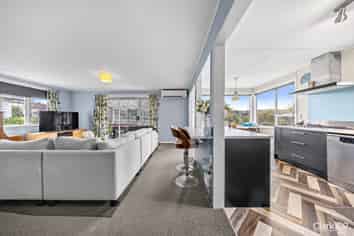 142 Te Pene Avenue, Titahi Bay