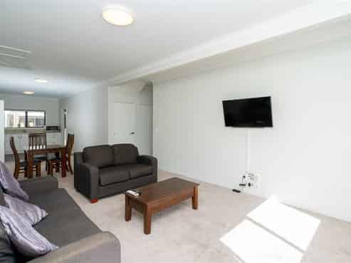 4A/62 Carrington Avenue, Silverdale