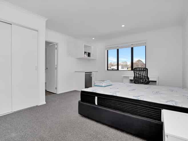 4C/3 Snead Place, Hamilton East
