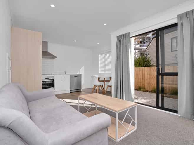 4C/3 Snead Place, Hamilton East