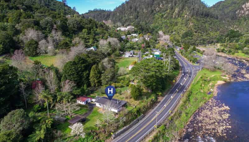 4 & 6 Bush Street, Karangahake