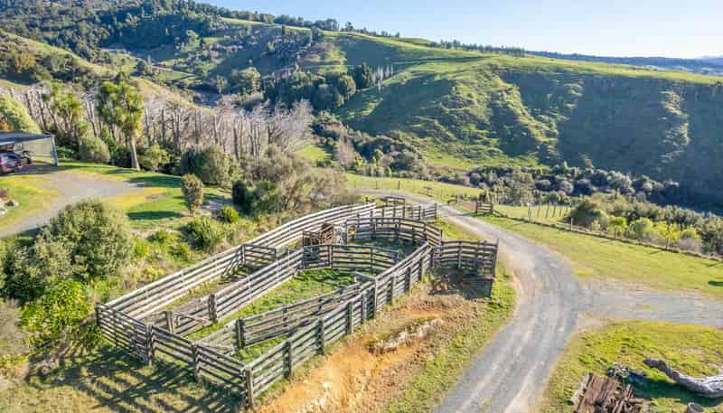 416 Corcoran Road, Te Pahu