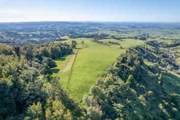 416 Corcoran Road, Te Pahu