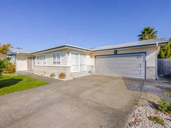 41 James Foley Avenue, Pirimai
