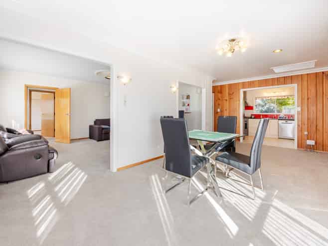 41 James Foley Avenue, Pirimai