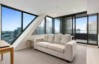 2407/10 Commerce Street, Auckland Central