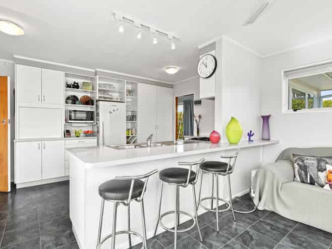 5 Eaton Crescent, Otamatea