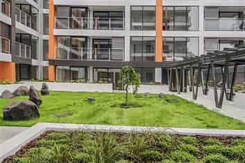 504/10 Lion Place, Epsom