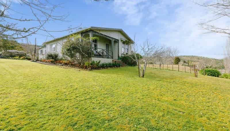 2192 Omana Road, Pukehuia