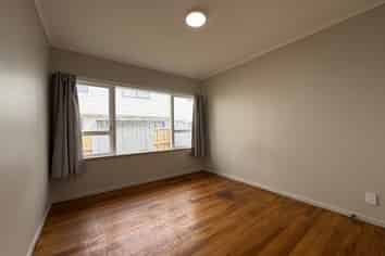 Auckland - Address withheld