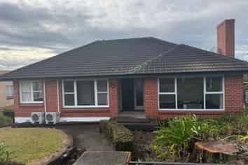 99 Pembroke Street, Hamilton Lake