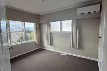 99 Pembroke Street, Hamilton Lake