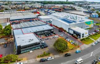 Savills | Outstanding Warehouse & Yard Site