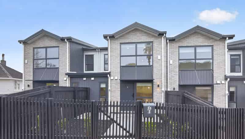 2/36 Roseman Avenue , Mount Roskill