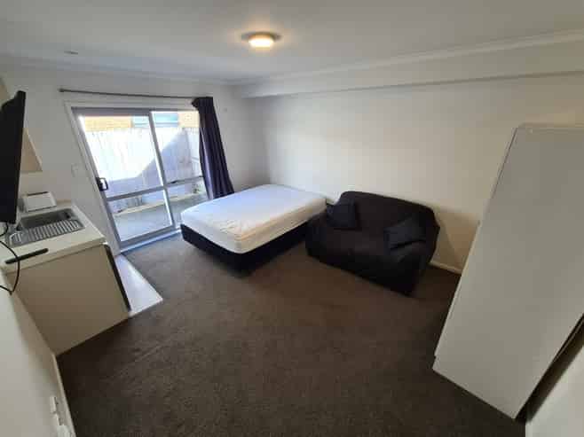 4A/9 Greensboro Street, Hillcrest