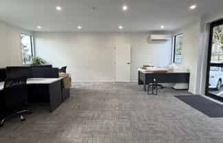 Papatoetoe Office | 180sqm | 4 Car Parks