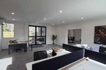 Papatoetoe Office | 180sqm | 4 Car Parks