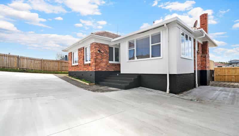 42 Coxhead Road, Manurewa