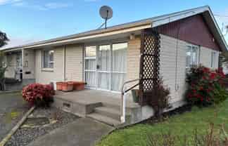 A/6 Raglan Street, Lansdowne