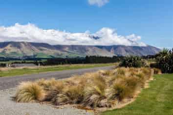 6 Fable Terrace Downs Golf Resort, Windwhistle