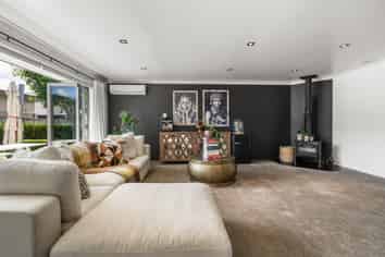 27 Norfolk Drive, Cambridge