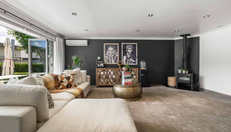 27 Norfolk Drive, Cambridge