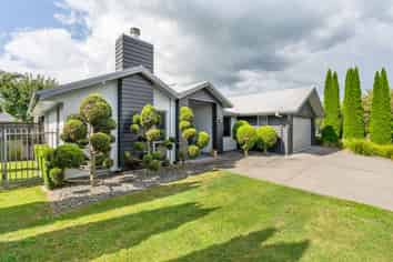 27 Norfolk Drive, Cambridge