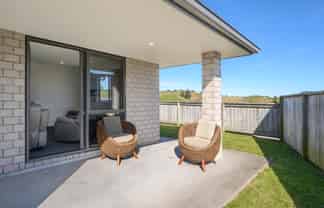 1 Antrim Glade, Welcome Bay