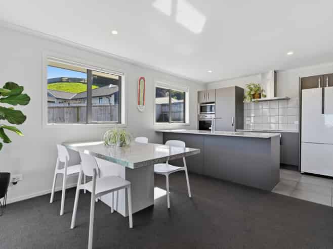 1 Antrim Glade, Welcome Bay