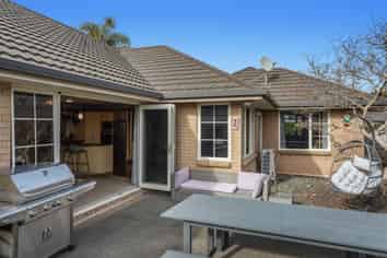 10 Sanctuary Avenue, Ohope