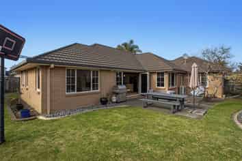 10 Sanctuary Avenue, Ohope
