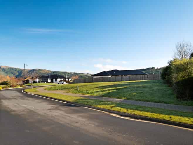 4 Three Kings Court, Outram