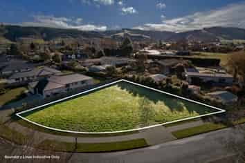 4 Three Kings Court, Outram