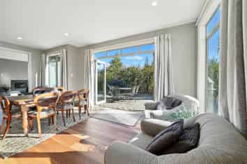 21 Coleridge Road, Windwhistle