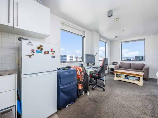 12J/15 City Road, Auckland Central