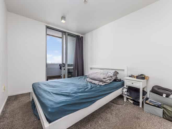 12J/15 City Road, Auckland Central