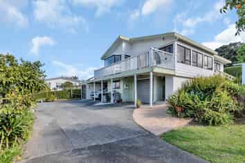 2 McKenzie Avenue, Onerahi
