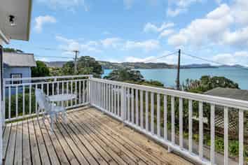2 McKenzie Avenue, Onerahi