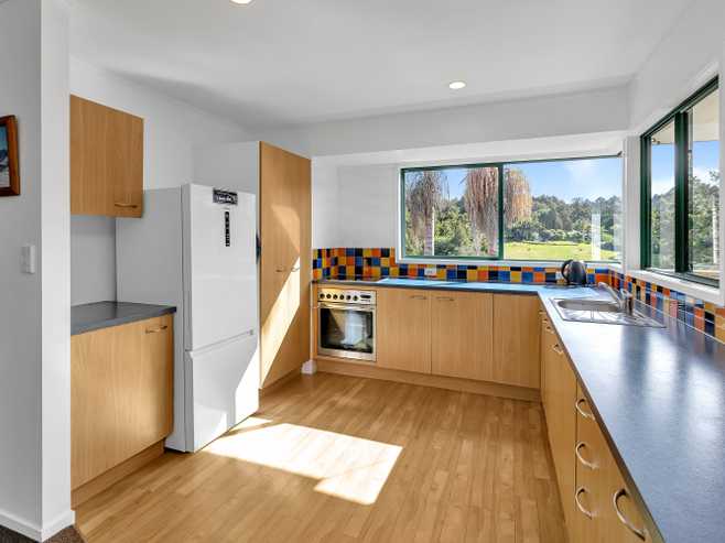 31 Boeing Road, Onerahi
