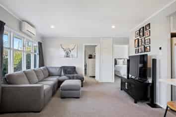 15B LANDSCAPE ROAD, Pukekohe