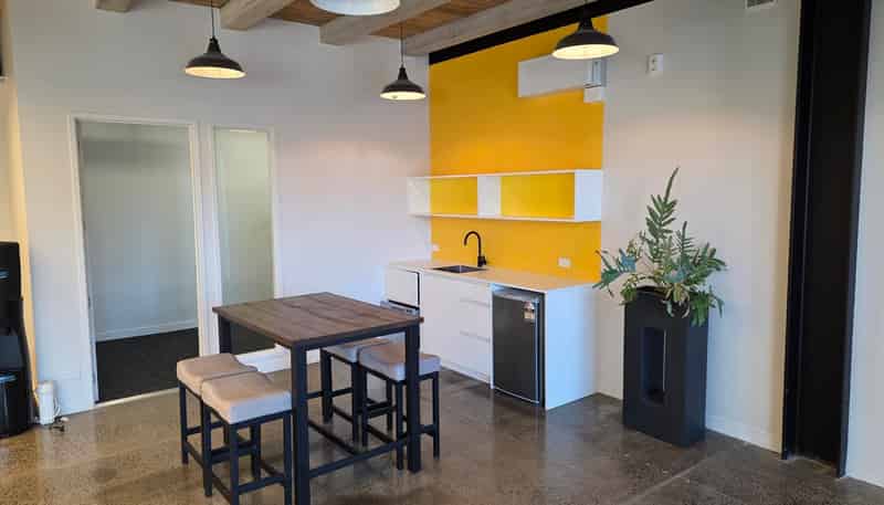 201-209 Queen Street East, Hastings