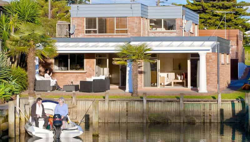 3/3 Omana Road, Milford