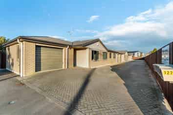 127 A-E Massey Street, Frankton