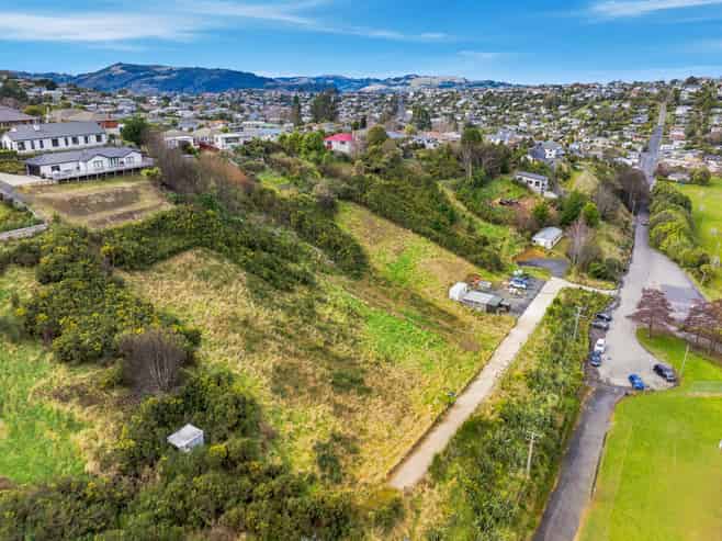 68 and 70 Frasers Road, Glenross